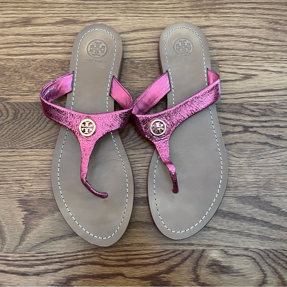 Pink metallic Tory Burch flip flops